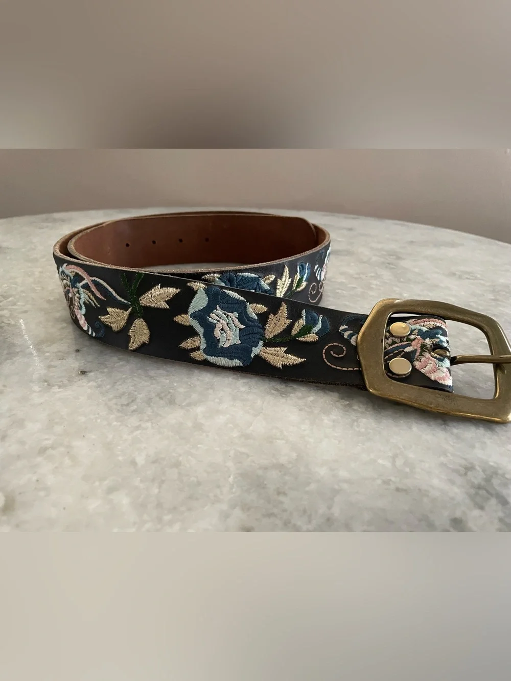 Vintage Lucky Brand Embroidered Leather Belt
